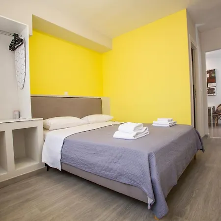 Raise Boutique In The Center Of Apartment Athen